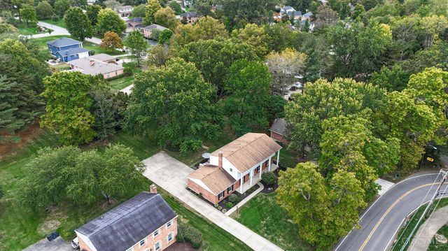 8765 Weller Road, Montgomery, OH 45249