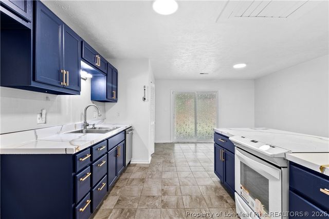 6959 Timbercroft Lane, Fayetteville, NC 28314