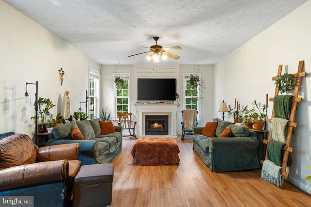 8832 MULLEN RD, King George, VA 22485