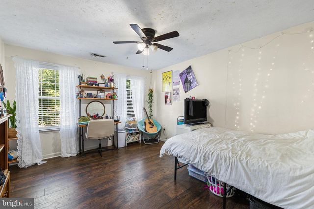 8832 MULLEN RD, King George, VA 22485