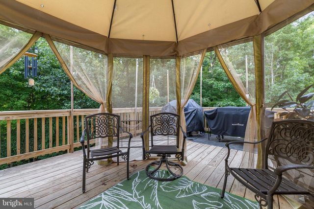 8832 MULLEN RD, King George, VA 22485