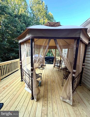 8832 MULLEN RD, King George, VA 22485