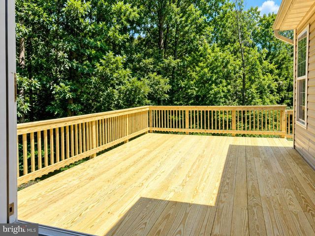 8832 MULLEN RD, King George, VA 22485
