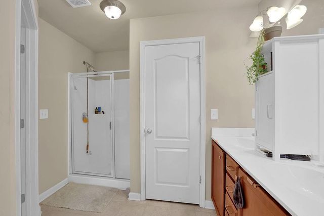 587 Jody Place, Lilburn, GA 30047