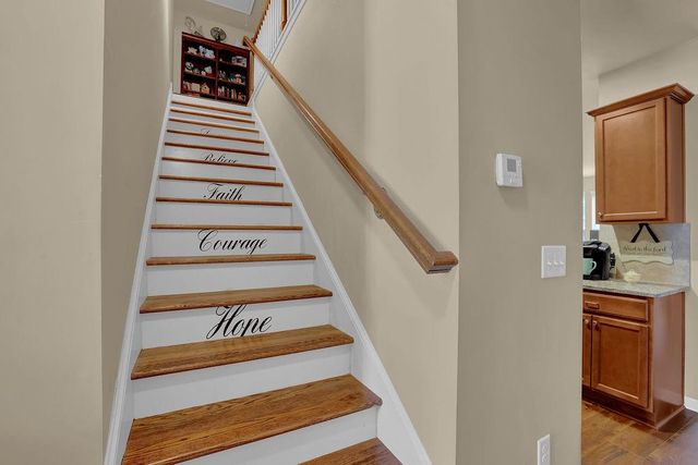 587 Jody Place, Lilburn, GA 30047