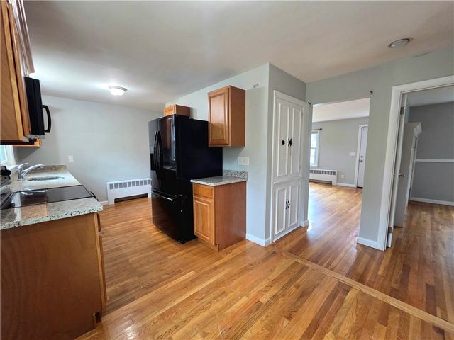 23 Shortway Drive, West Warwick, RI 02893