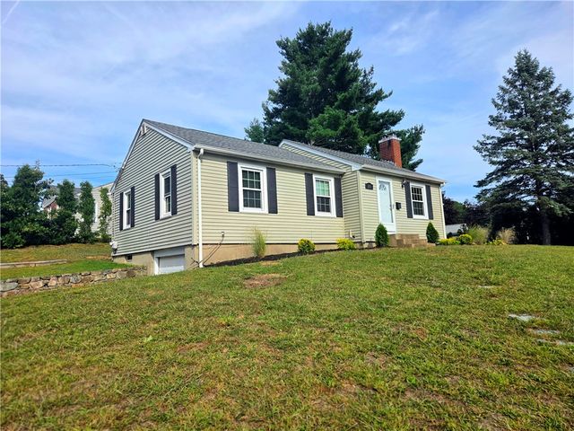 23 Shortway Drive, West Warwick, RI 02893