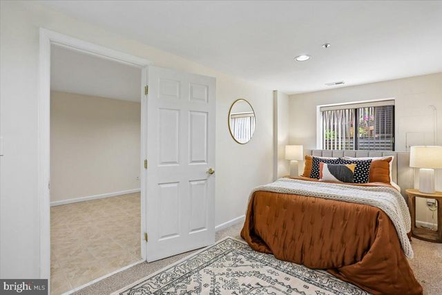 9 FOUNTAIN VALLEY CT, Montgomery Village, MD 20886
