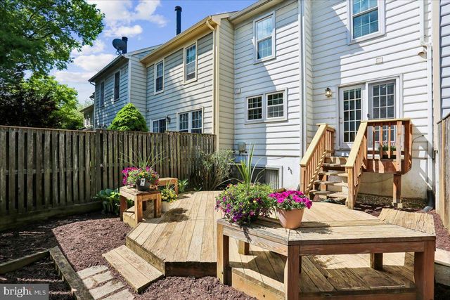 9 FOUNTAIN VALLEY CT, Montgomery Village, MD 20886
