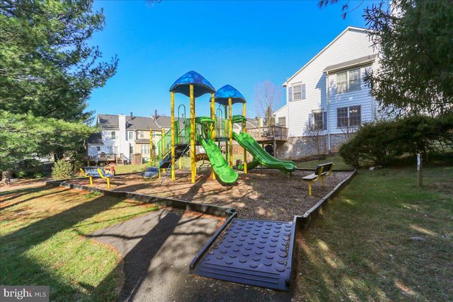 9 FOUNTAIN VALLEY CT, Montgomery Village, MD 20886