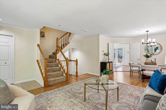 9 FOUNTAIN VALLEY CT, Montgomery Village, MD 20886