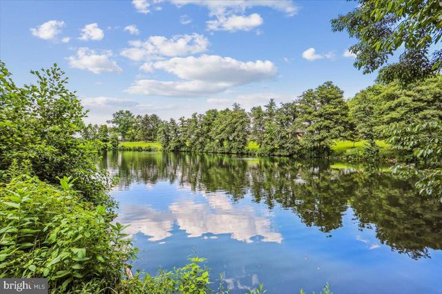 9 FOUNTAIN VALLEY CT, Montgomery Village, MD 20886