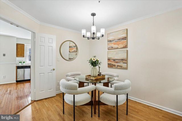 9 FOUNTAIN VALLEY CT, Montgomery Village, MD 20886