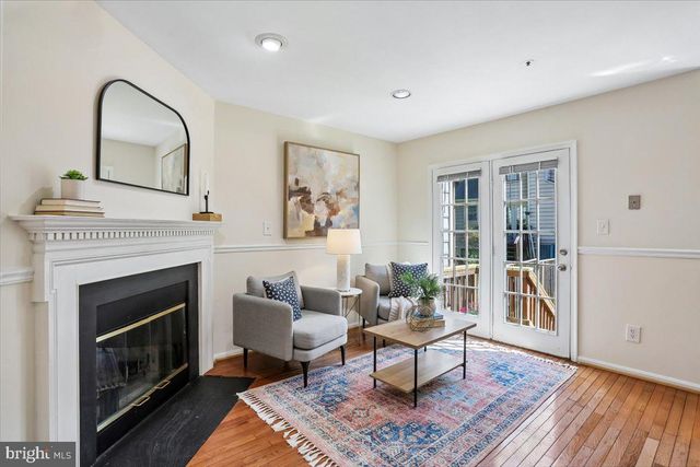 9 FOUNTAIN VALLEY CT, Montgomery Village, MD 20886