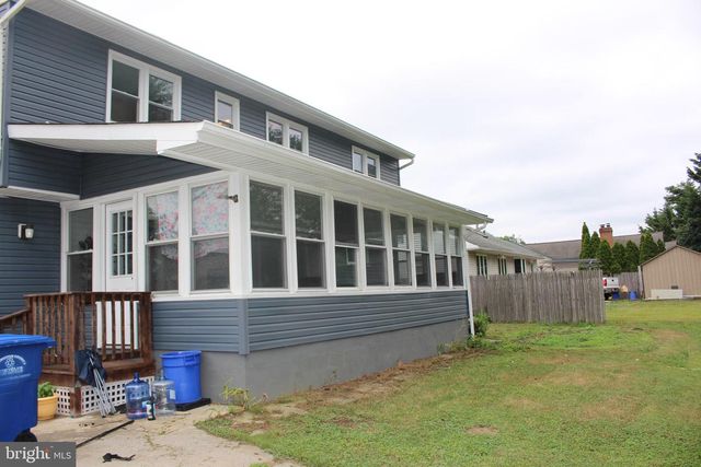 16 KING AVE, Marlton, NJ 08053