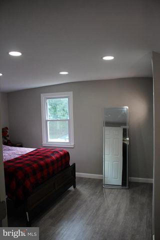 16 KING AVE, Marlton, NJ 08053