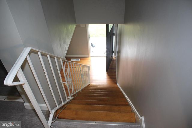 16 KING AVE, Marlton, NJ 08053