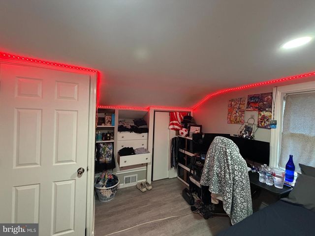 16 KING AVE, Marlton, NJ 08053