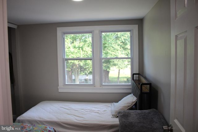 16 KING AVE, Marlton, NJ 08053