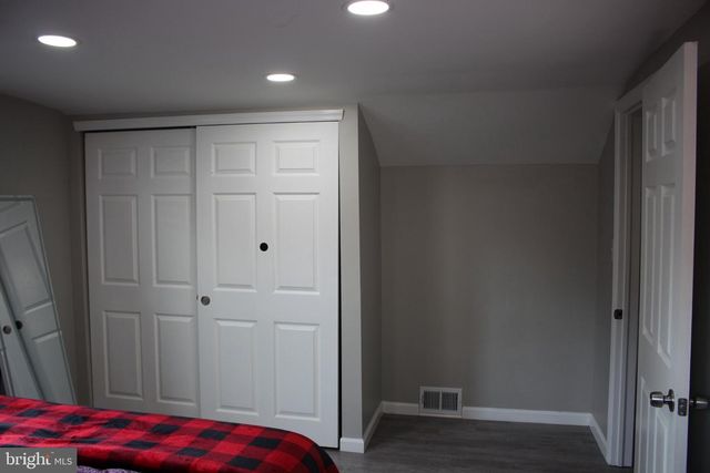 16 KING AVE, Marlton, NJ 08053
