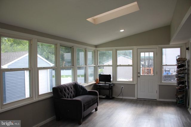 16 KING AVE, Marlton, NJ 08053
