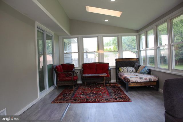 16 KING AVE, Marlton, NJ 08053