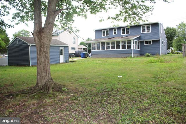 16 KING AVE, Marlton, NJ 08053