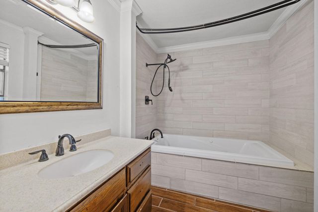 2206 Castlewood TRL, Leander, TX 78641