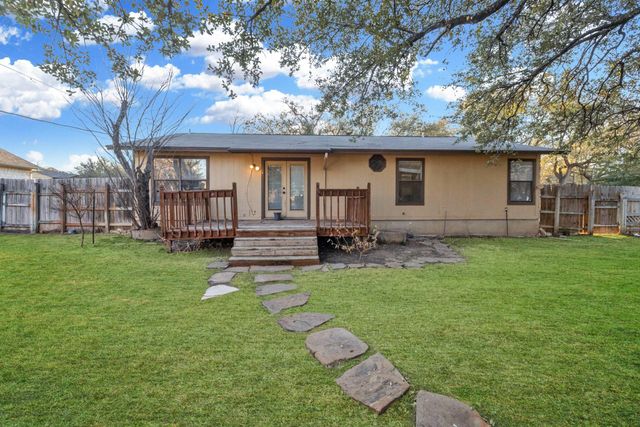 2206 Castlewood TRL, Leander, TX 78641