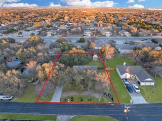 2206 Castlewood TRL, Leander, TX 78641