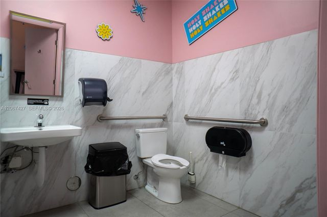 601 N Federal Highway, Hallandale Beach, FL 33009