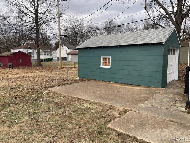 1947 Raft Drive, Normandy, MO 63133