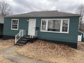 1947 Raft Drive, Normandy, MO 63133