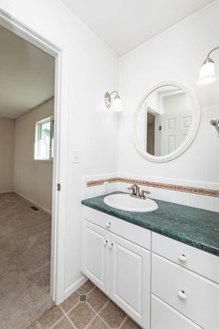 1410 24th Avenue S, Moorhead, MN 56560