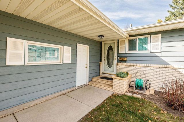 1410 24th Avenue S, Moorhead, MN 56560