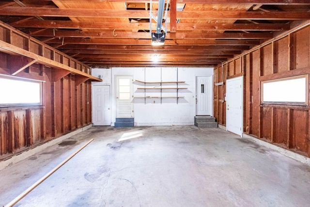 1410 24th Avenue S, Moorhead, MN 56560