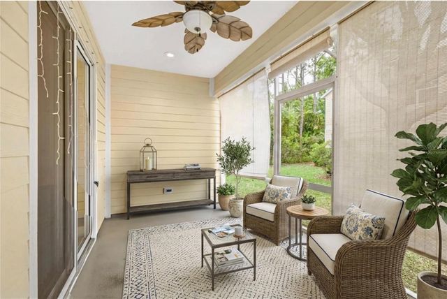 6216 ROSEFINCH COURT 102, Lakewood Ranch, FL 34202
