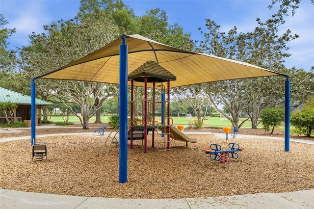 6216 ROSEFINCH COURT 102, Lakewood Ranch, FL 34202