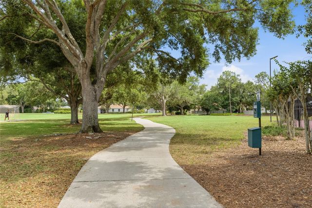 6216 ROSEFINCH COURT 102, Lakewood Ranch, FL 34202