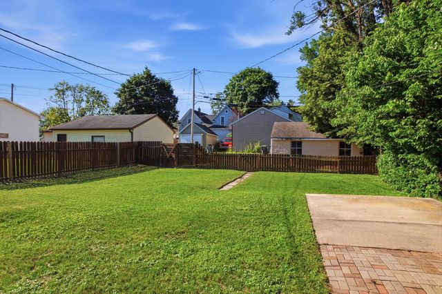 1722 Winnebago STREET, La Crosse, WI 54601