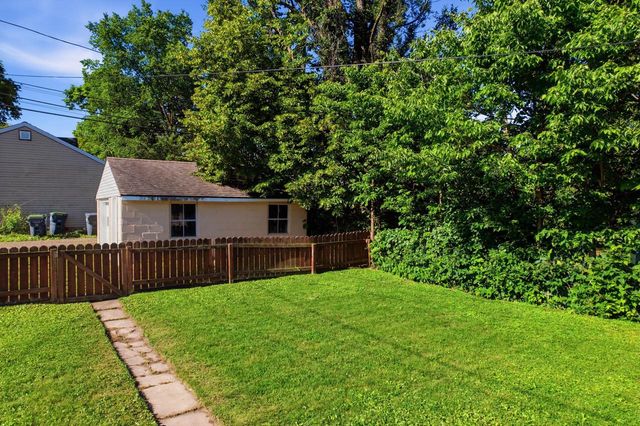 1722 Winnebago STREET, La Crosse, WI 54601