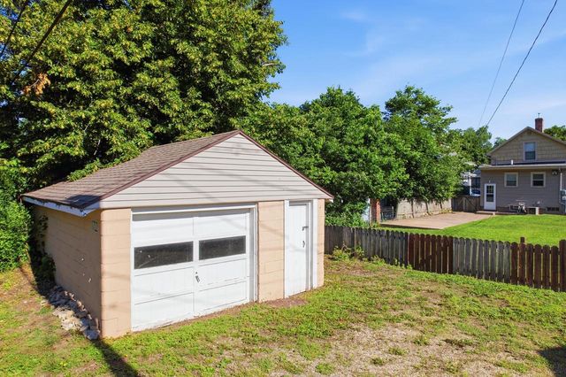 1722 Winnebago STREET, La Crosse, WI 54601