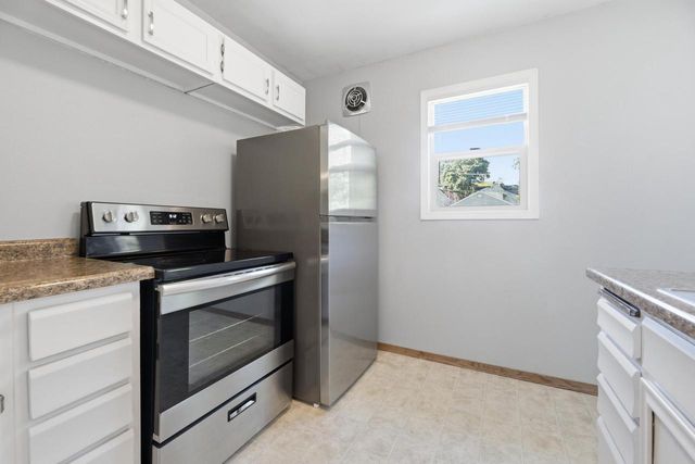 1722 Winnebago STREET, La Crosse, WI 54601