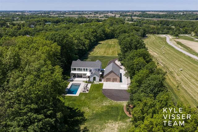 3616 64th Avenue, Zeeland, MI 49464