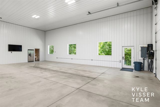 3616 64th Avenue, Zeeland, MI 49464