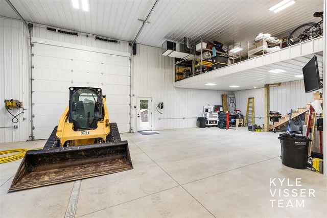 3616 64th Avenue, Zeeland, MI 49464