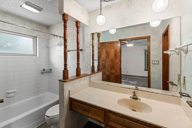 1106 Nottingham Hill RD, Round Rock, TX 78664