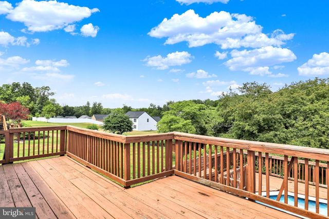 1733 WILDERNESS RD, Lancaster, PA 17603