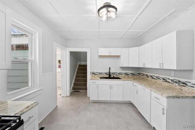 206 Rosemont Drive, Syracuse, NY 13205