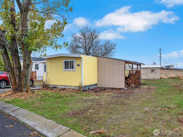 1500 S Columbus Avenue #16, Goldendale, WA 98620